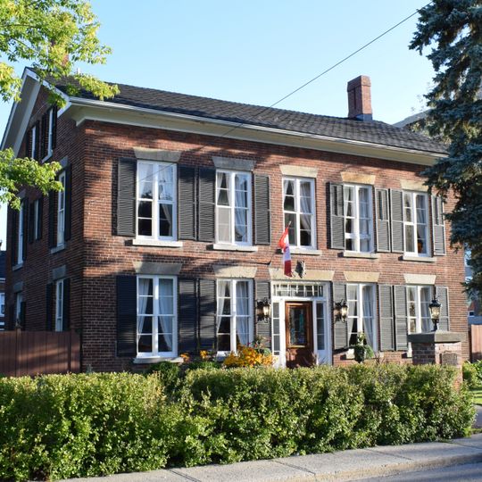 Former Chesley's Inn