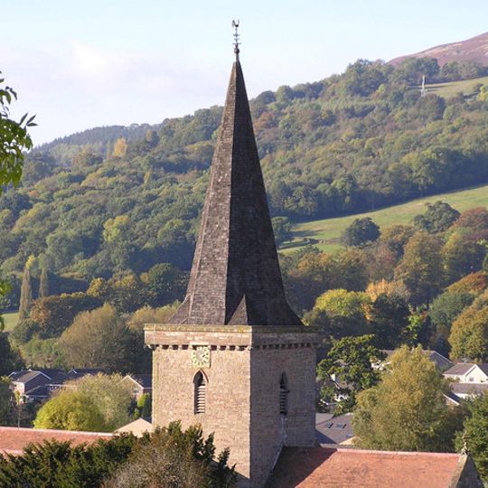 St. Edmunds King & Martyr Parish Church, New Road