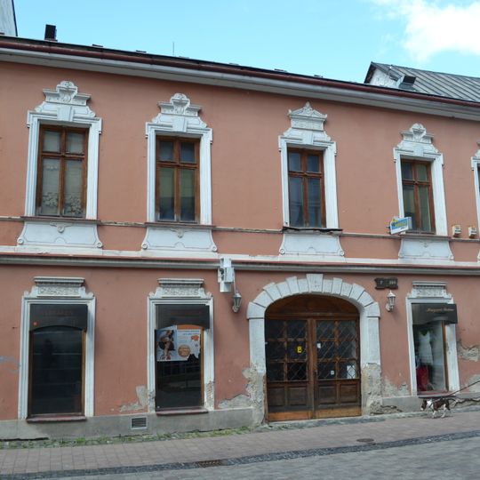 Meštiansky dom s vež. stavbou