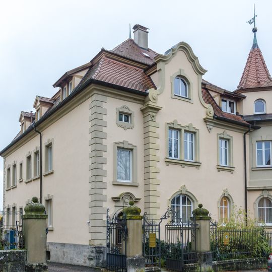 Ehemalige Gartenvilla