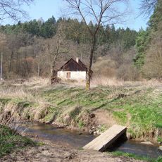 Lávka přes Mokřanský potok u samoty Gabrhele