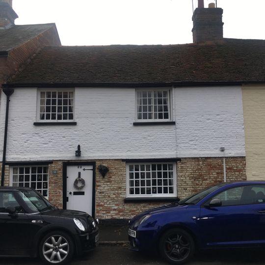 28 32, Church Street