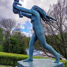 Statue