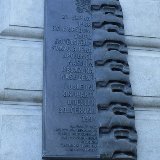 Pamětní deska okupace 1968 v Klatovech