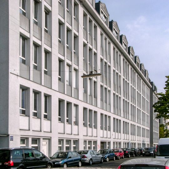 Bally Factory, Rudolfsheim-Fünfhaus