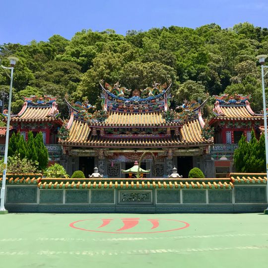 Lian-Hua Mountain San-sheng Temple