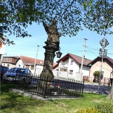 Socha sv. Jána Nepomuckého, podstavec s reliéfom