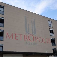 Metropolis-Halle