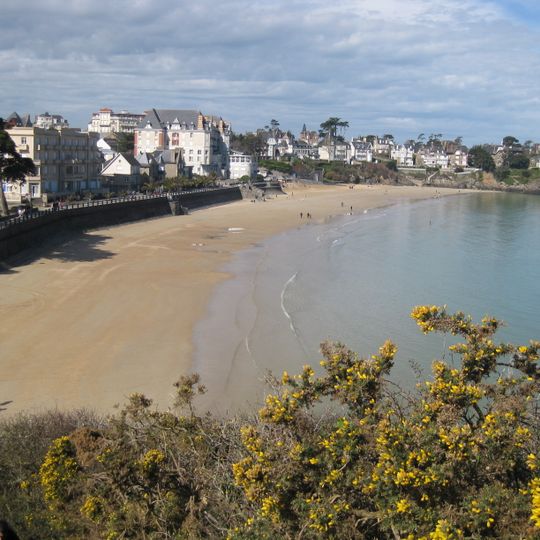 Grande plage de Saint-Lunaire