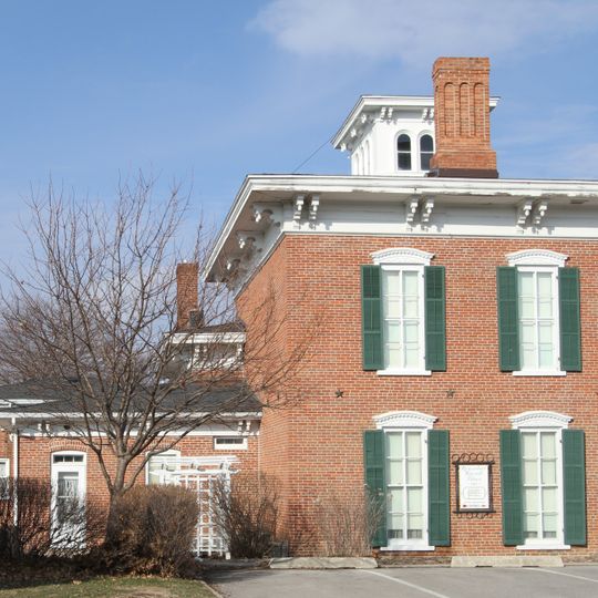 Maison Rensselaer Russell