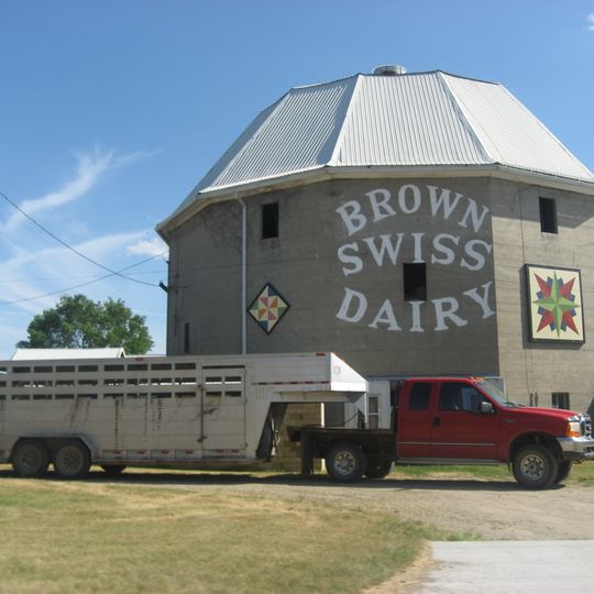 Menno Yoder Polygonal Barn
