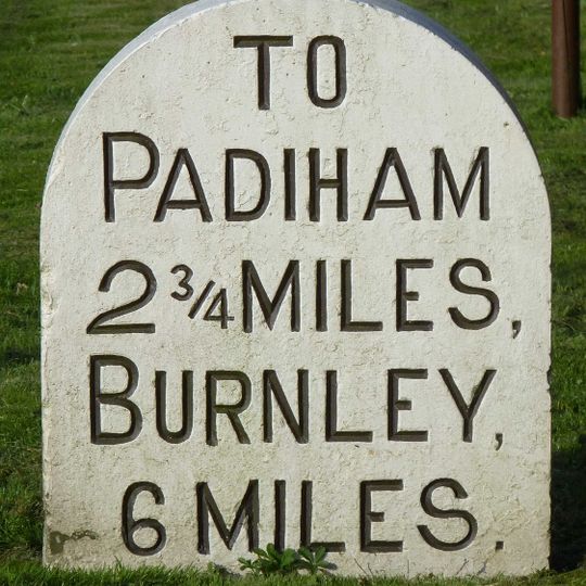 Milestone, Burnley Road, Allotment Hall Farm
