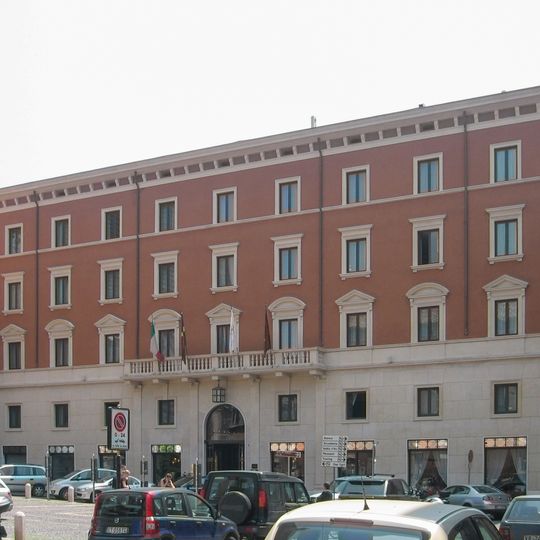 Palazzo dell'Aquila