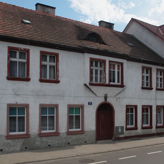 35 Jana Pawła II Street in Lubniewice