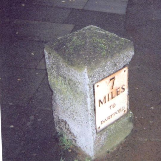 Milestone, Shooters Hill, by No. 57, Prospect Cottage