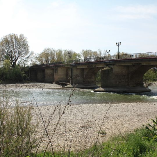 Puente sobre el Río Arga, Peralta