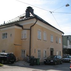 Wohnhaus (Knollen- oder Wäschergütl, Doktorhaus)