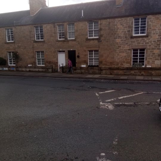 17 Shedden Park Road, Kelso