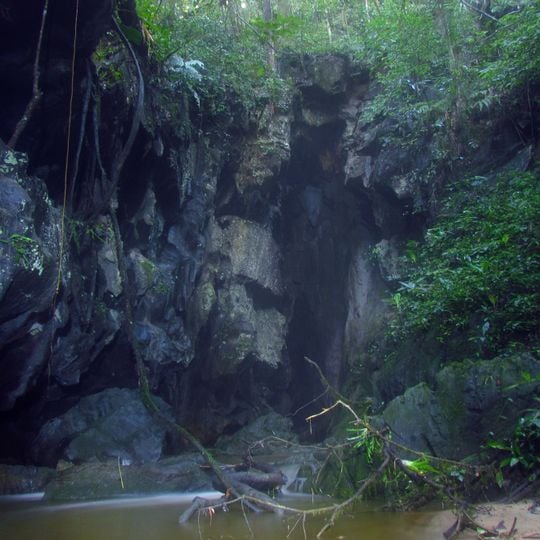 Cave Chapéu Mirim