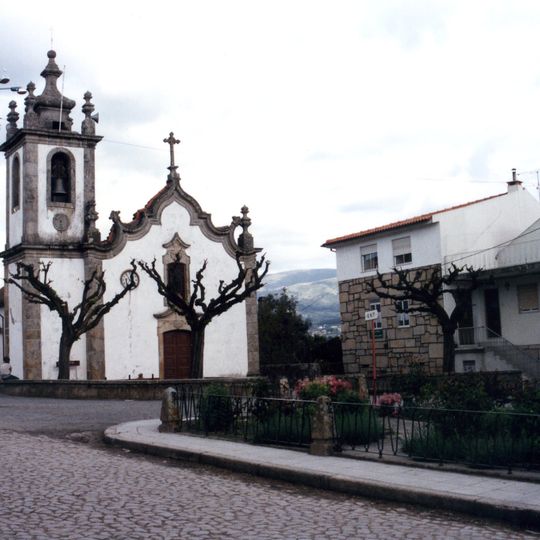 Igreja Paroquial de Pinhanços