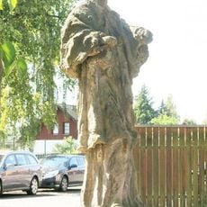 Socha svatého Jana Nepomuckého na rozcestí v osadě Janov