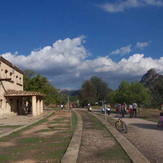 Antiga estació de Bot