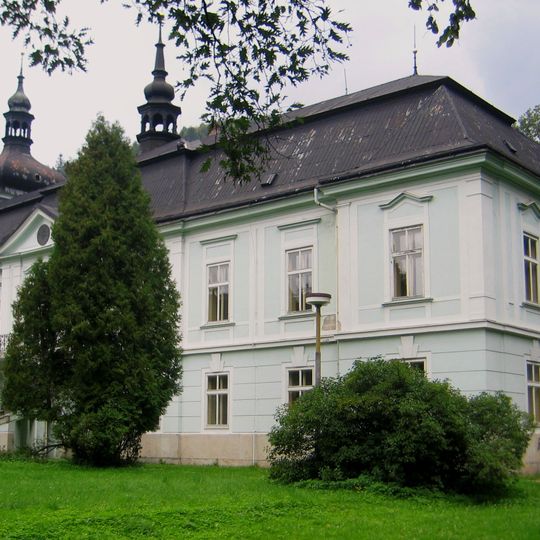 Horní Maršov Castle