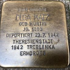 Stolperstein en memoria de Olga Katz