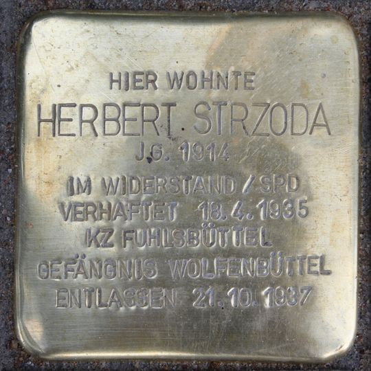 Stolperstein em memória de Herbert Strzoda
