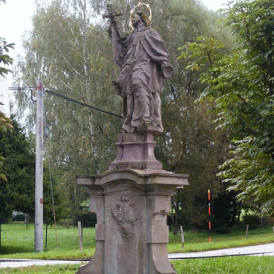 Sloup se sochou svatého Jana Nepomuckého