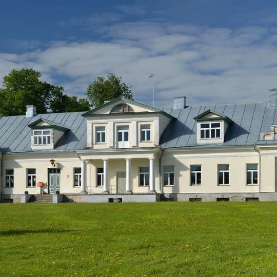 Vohnja mõisa peahoone