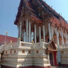 Wat Kaeo Charoen