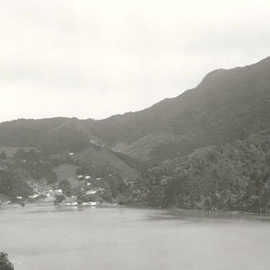 Te Rau-o-te-Huia / Mount Donald McLean