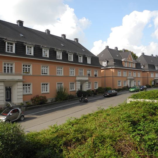 Hindenburgstraße 87