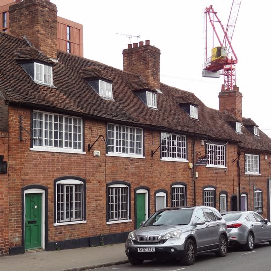 34-44, Lower Hill Street