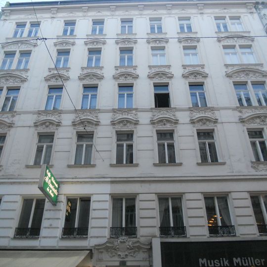 Wohn- und Geschäftshaus