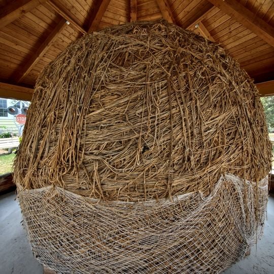 Plus grosse pelote de ficelle