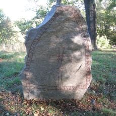 Uppland Runic Inscription 92