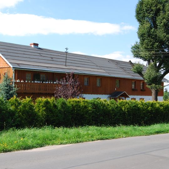 8 Daszyńskiego Street in Mysłakowice