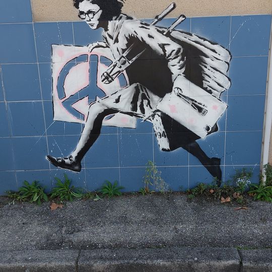 Girl running with Stencil