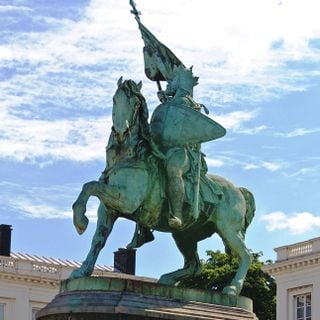 Equestrian statue of Godfrey of Bouillon