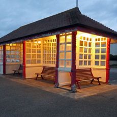 Shelter No.4, East Parade