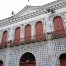 Frontaria Azulejada House