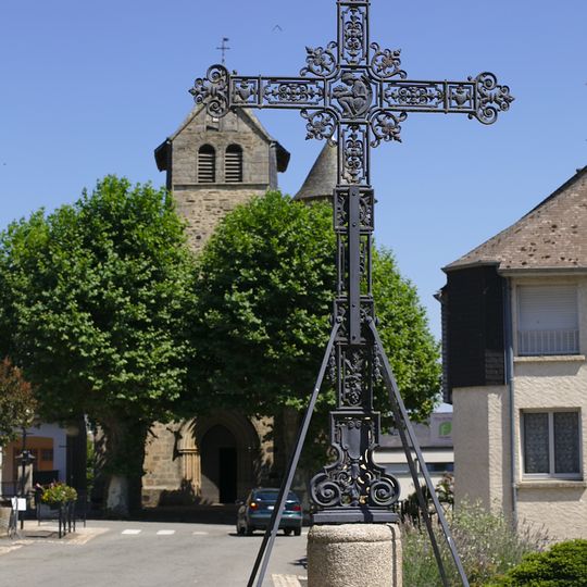Église Saint-Pierre de Naves