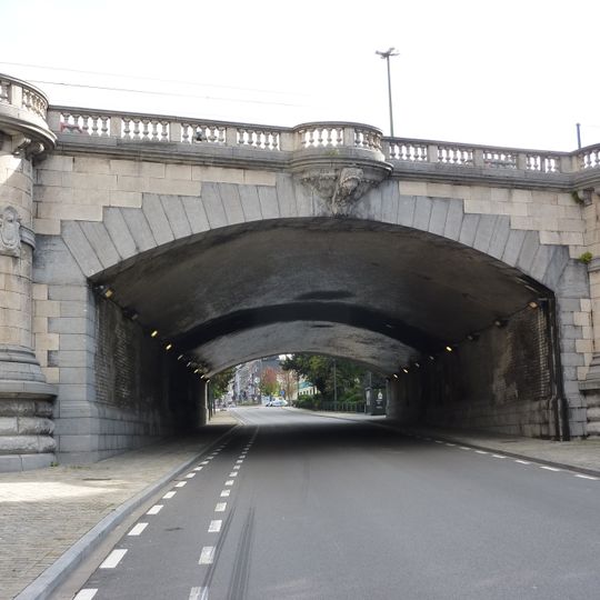 Bridge of Boulevard Lambermont over Chaussée de Haecht