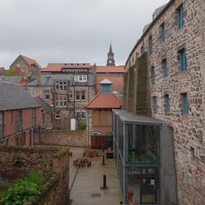 27-33, Bridge Street