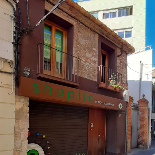 House in carrer Rectoria, 9-17
