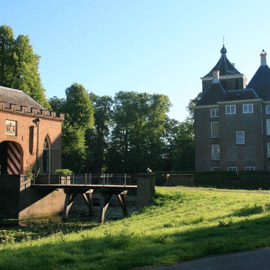 Soelen: poortgebouw