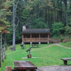 Middle Mountain Cabins
