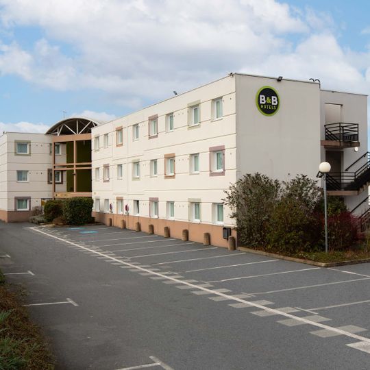 B&B HOTEL Blois Sud Vineuil